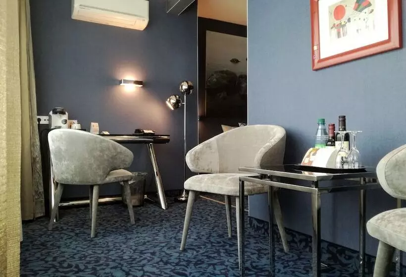 سوییت جونیور, Top Hotel Krämer