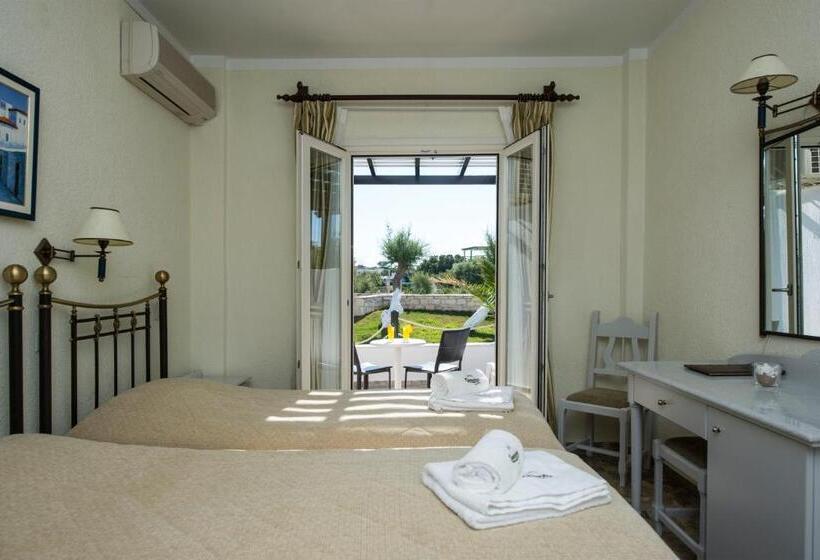 스탠다드 룸 바다 전망, Contaratos Beach