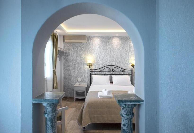 수피리어 룸, Contaratos Beach