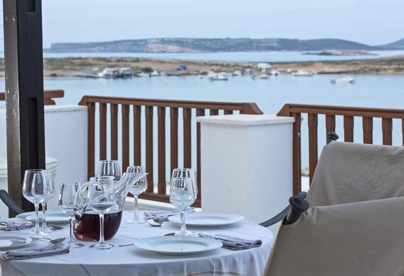 스위트, Contaratos Beach