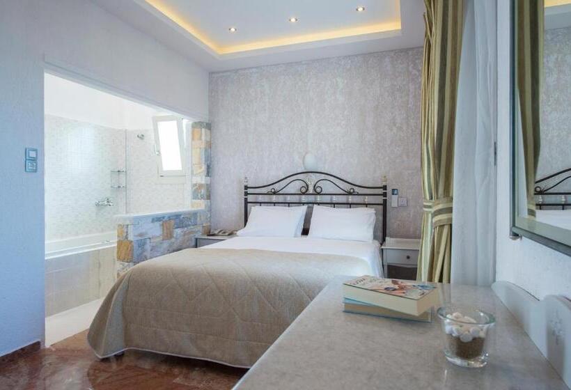 스위트, Contaratos Beach