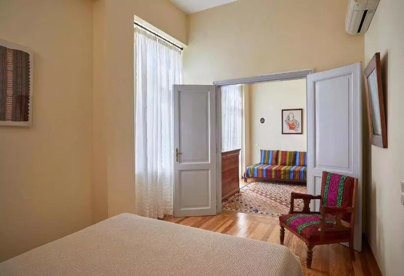 Suite, Doma