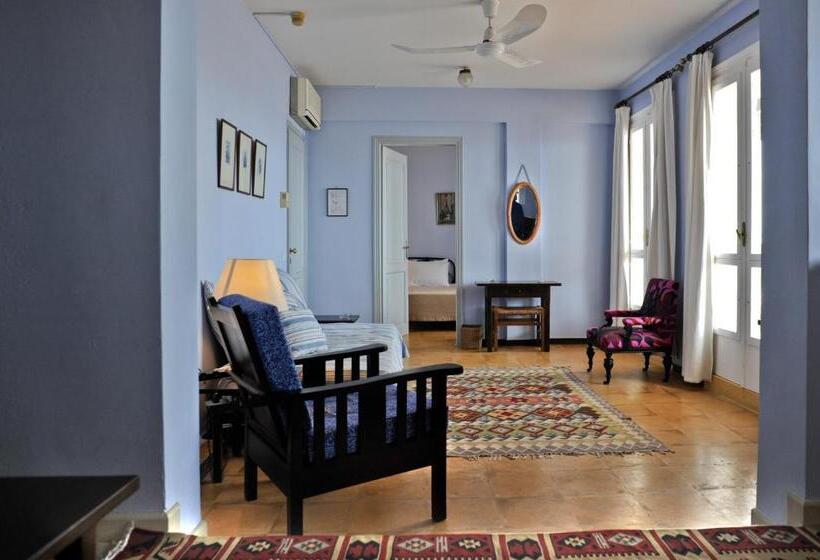 סוויטה אקזקיוטיב, Doma