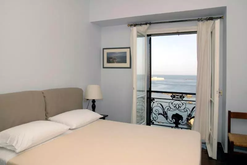 Quarto standard, Doma