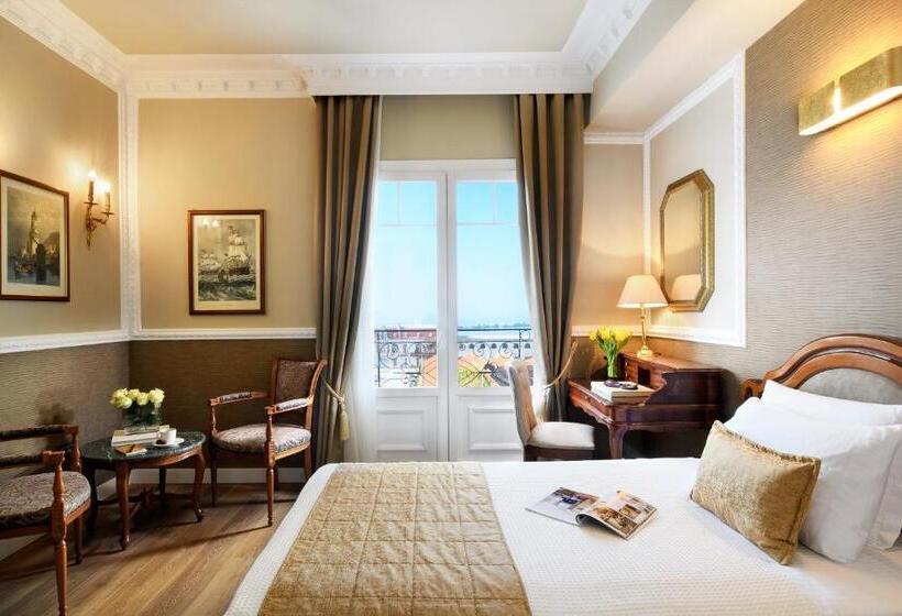 غرفة بريميوم مطلّة علي البحر, Mediterranean Palace