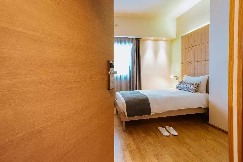 اتاق استاندارد یک نفره, Domotel Olympia