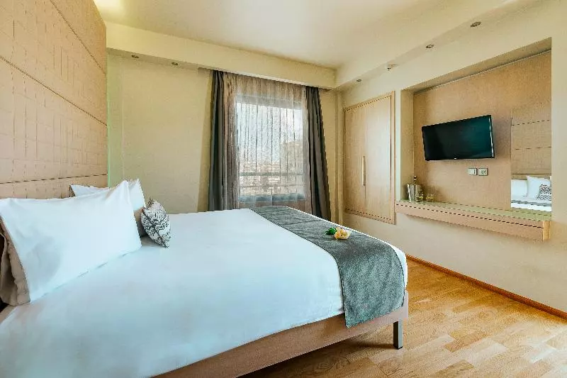اتاق اجرایی, Domotel Olympia