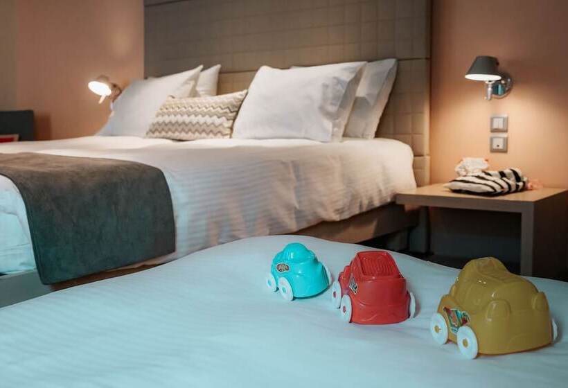 패밀리 룸, Domotel Olympia