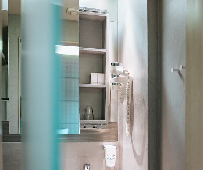 غرفة قياسية داخلية, Domotel Olympia