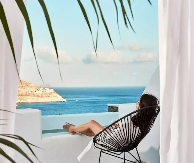 オーシャンビュースーペリアールーム, Pietra E Mare   Mykonos Moments