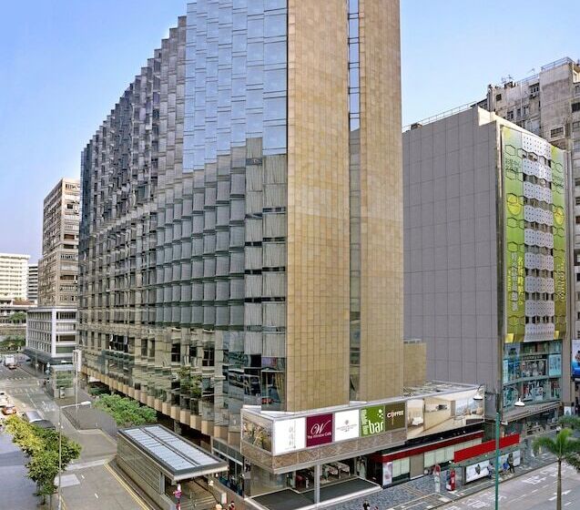 اتاق لوکس, The Kowloon