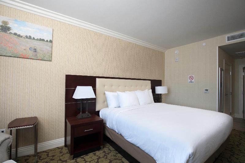 اتاق سوپریور, The Kowloon