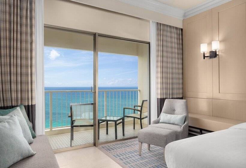 اتاق کلاب, Rihga Royal Laguna Guam Resort