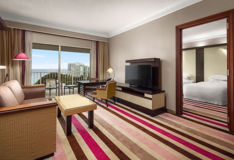 سوئیت کلاب, Rihga Royal Laguna Guam Resort