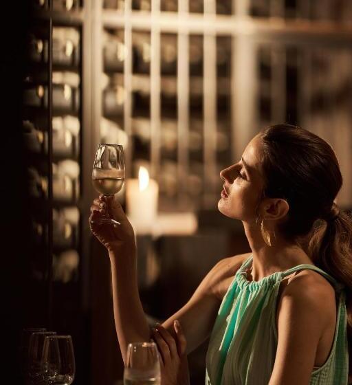 Suite Pat King, Vedema, A Luxury Collection Resort, Santorini