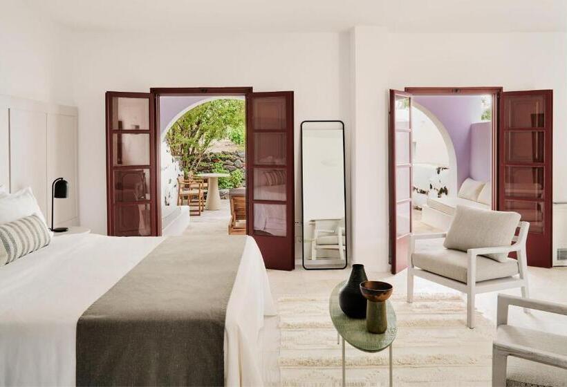 2 Bedroom Suite with Balcony, Vedema, A Luxury Collection Resort, Santorini