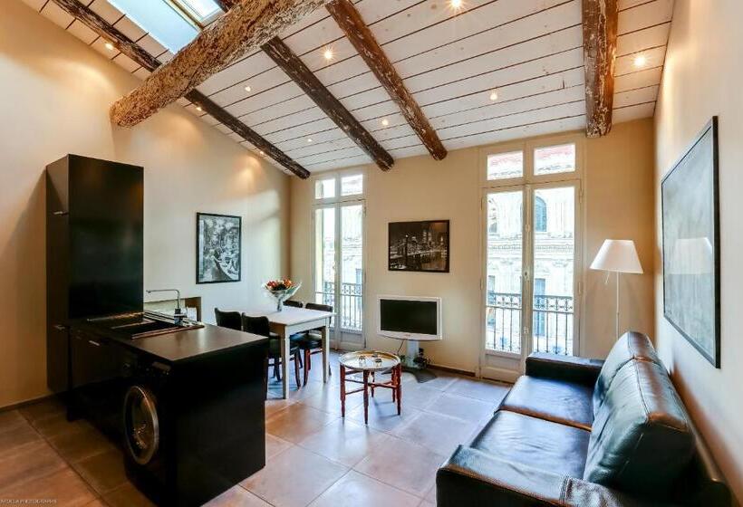 Апартаменты 1 Спальня с Балконом, Florella Félix Faure