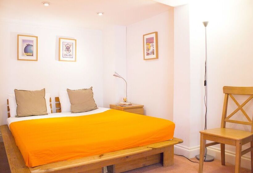 آپارتمان 2 خوابه, Camden Market Apartments