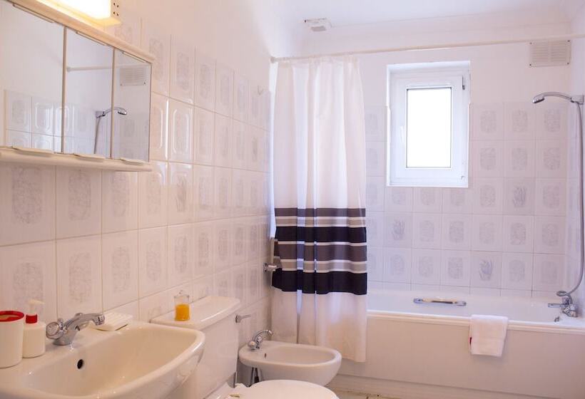 آپارتمان 2 خوابه, Camden Market Apartments