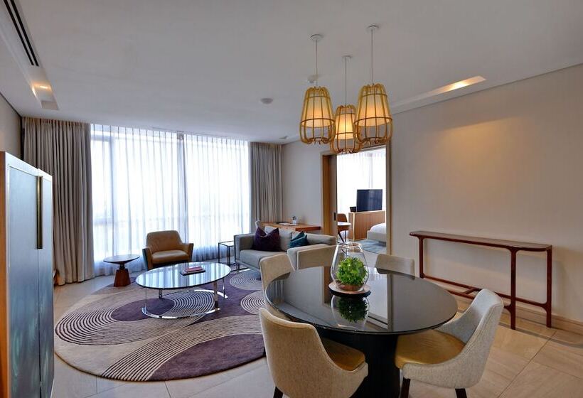 Полулюкс, The Houghton Hotel, Spa, Wellness & Golf