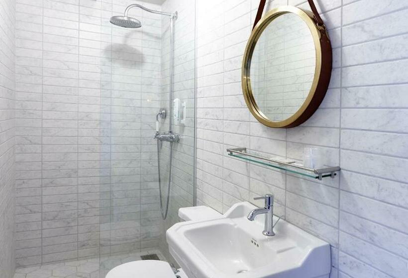 اتاق لوکس, Fosshotel Baron