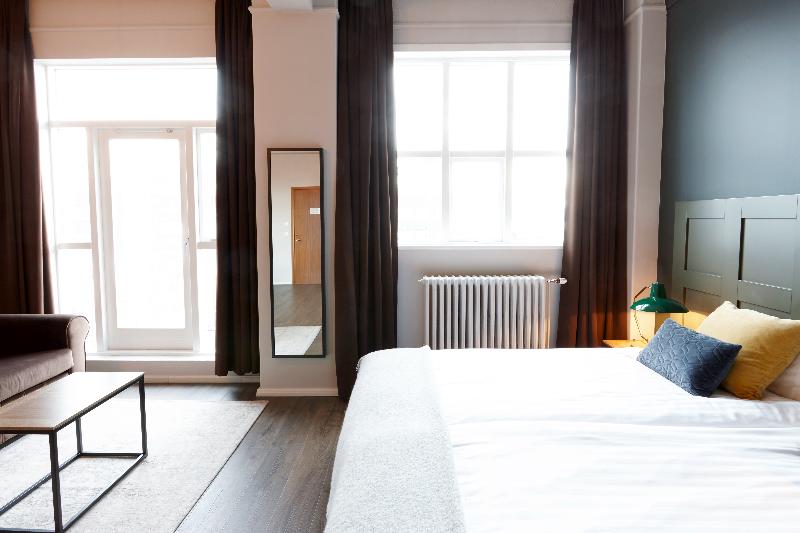 اتاق لوکس, Fosshotel Baron