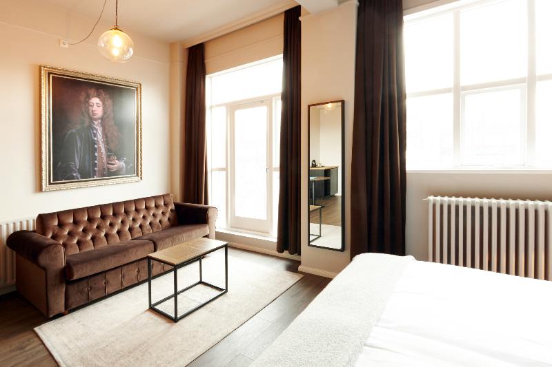 اتاق لوکس, Fosshotel Baron