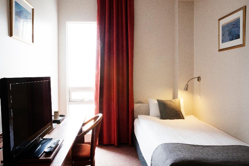 اتاق استاندارد یک نفره, Fosshotel Baron