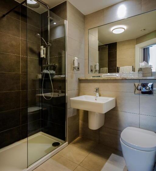 חדר קלאסי לארבעה, Cassidys