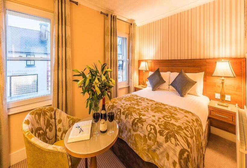 חדר קלאסי, Clew Bay