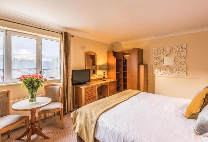 חדר קלאסי, Clew Bay