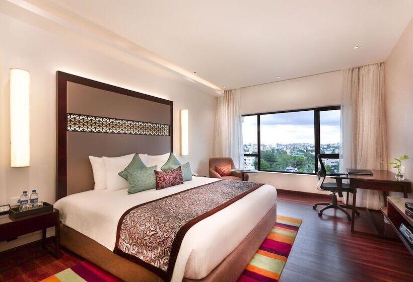 Номер бизнес-класса, Grand Chennai By Grt Hotels