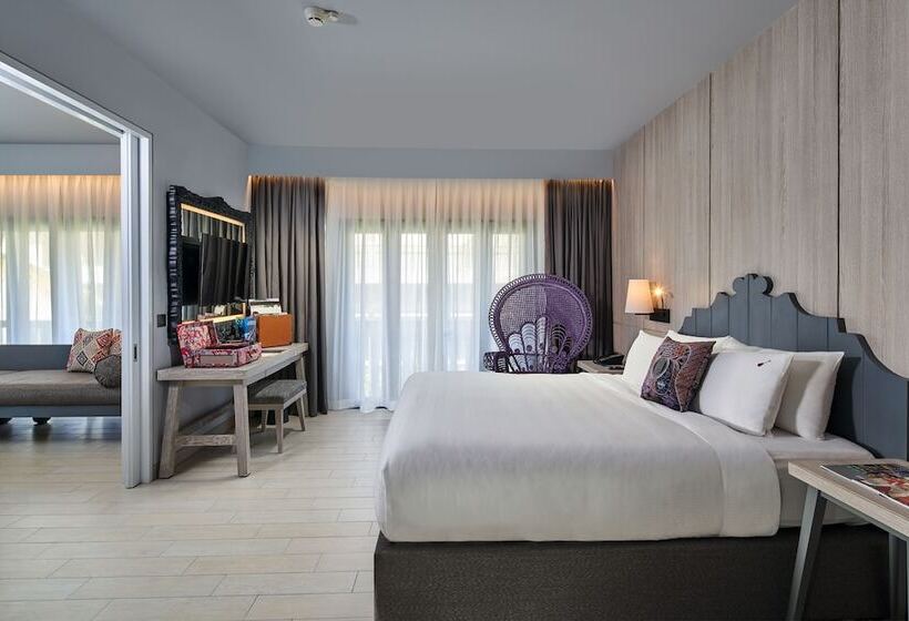 Номер Deluxe, Hard Rock Hotel Bali