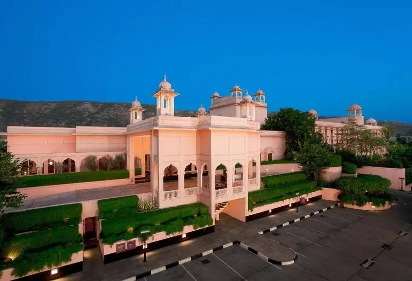 Suite Deluxe, Trident Jaipur