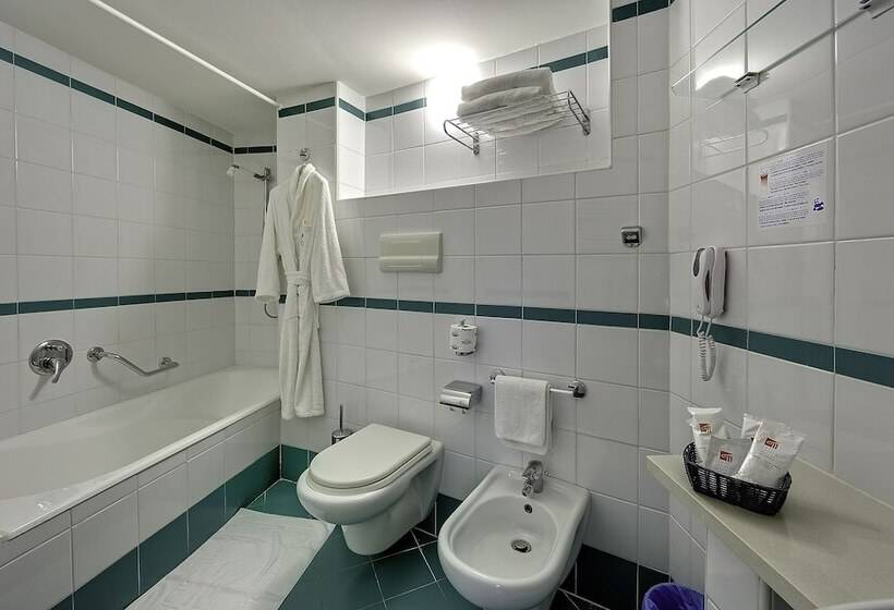 Номер Стандарт Индивидуальный, Ariston And Palazzo Santa Caterina