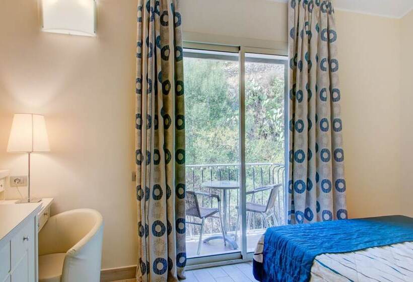 Номер Стандарт с Балконом, Ariston And Palazzo Santa Caterina