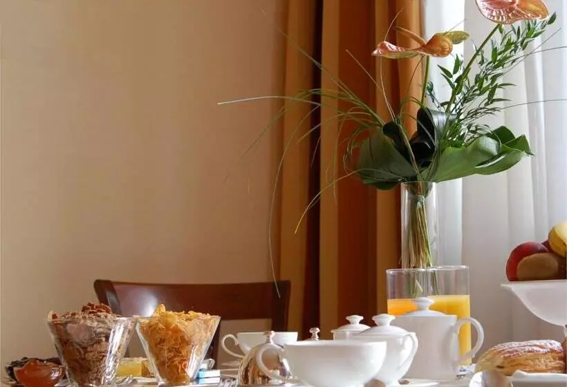 اتاق استاندارد یک نفره, Astoria Hotel Italia