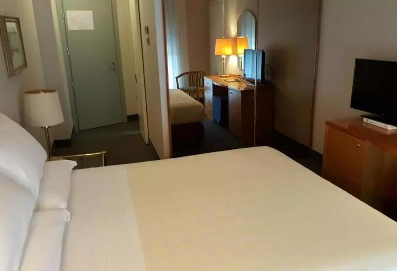Deluxe-huone Parveke, Augustus