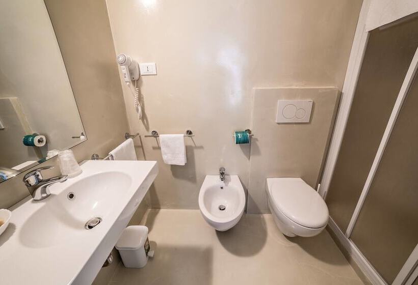 クラシックルーム, Augustus