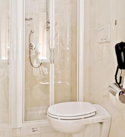 Standard Szoba, Brignole