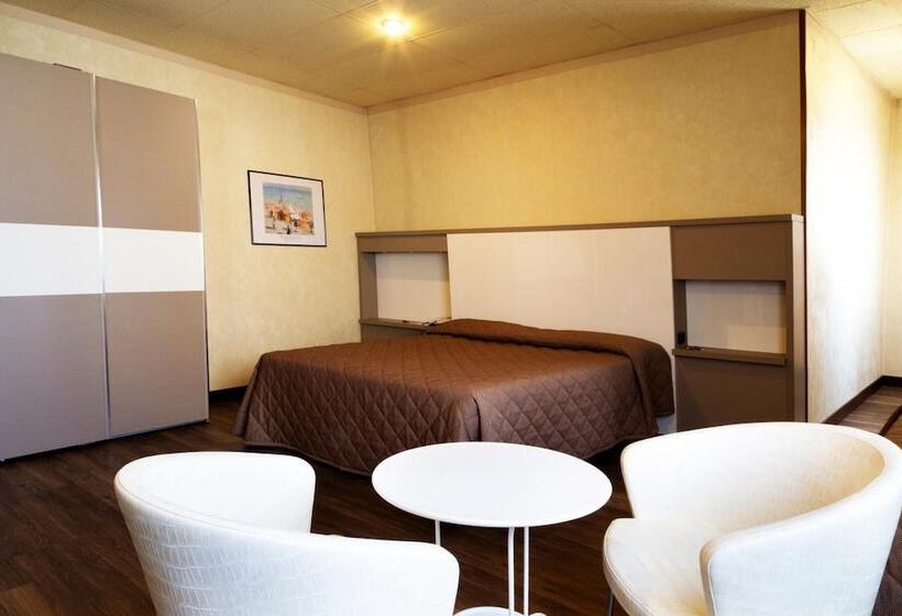 اتاق سوپریور, Jr Hotels Bologna Amadeus