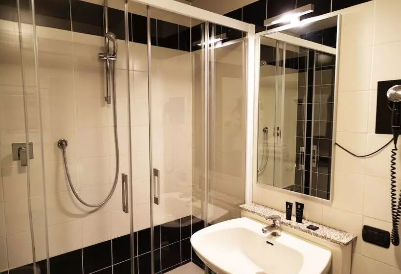 スーペリアトリプルルーム, Jr Hotels Bologna Amadeus