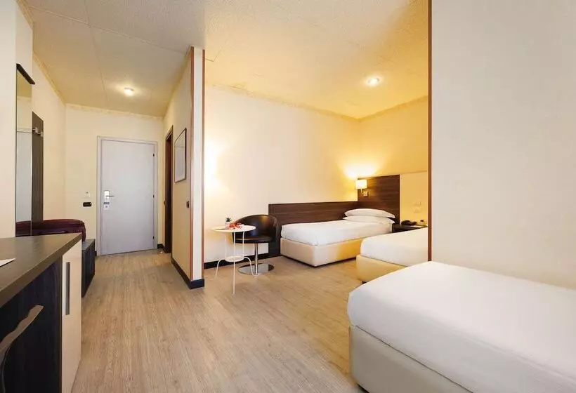 スーペリアトリプルルーム, Jr Hotels Bologna Amadeus
