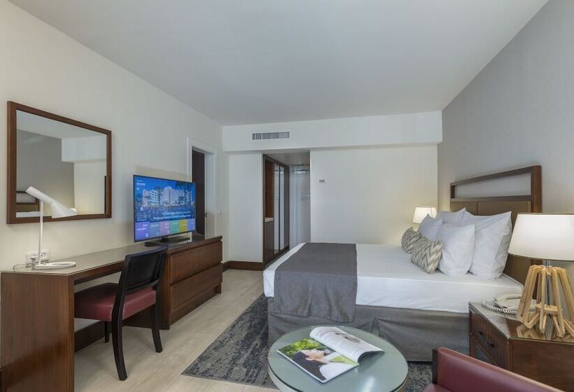 Семейный Номер Вид на Бассейн, King Solomon By Isrotel Collection