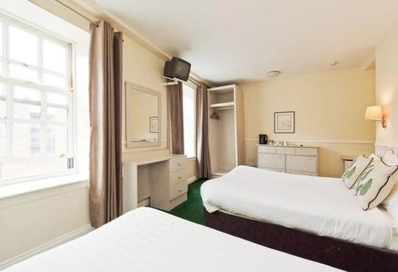 标准三人间, Riverhouse