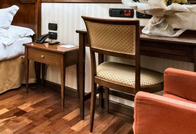 اتاق استاندارد, Worldhotel Casati 18