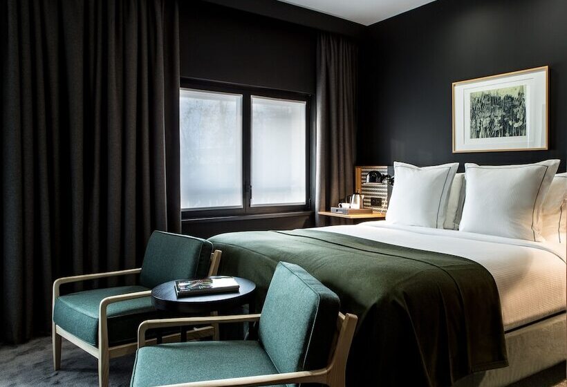 디럭스 룸, Louvrelens Esprit De France