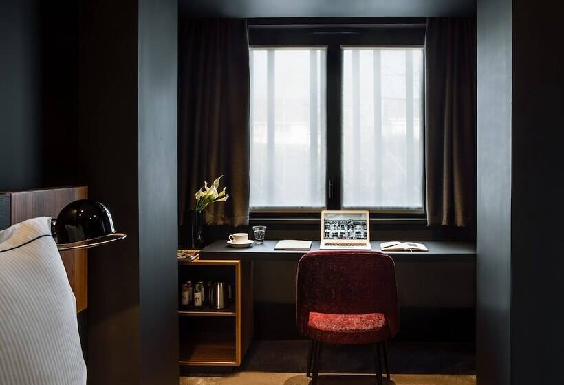 패밀리 룸, Louvrelens Esprit De France