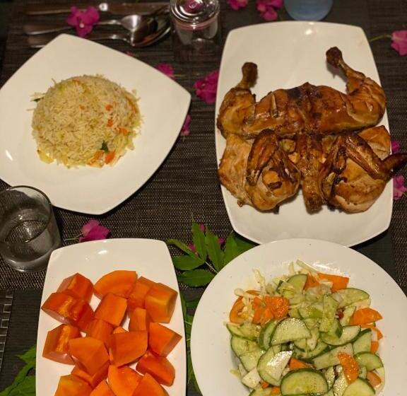 اتاق لوکس, Thoddoo Beach Holiday Inn