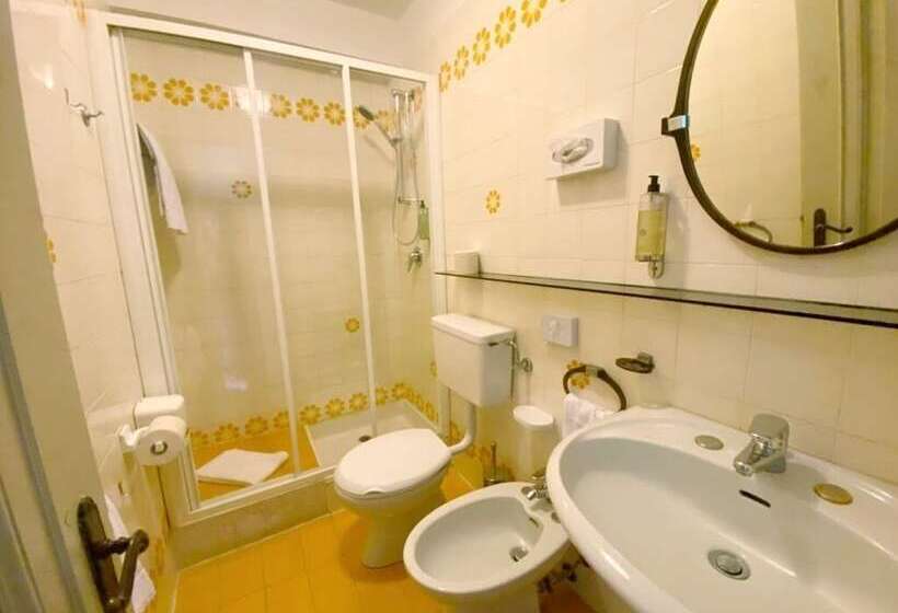 חדר סטנדרט, Grand Hotel Regina Salsomaggiore